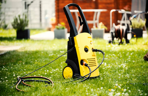 Best Gas Station Cleaning  in Avonia, PA